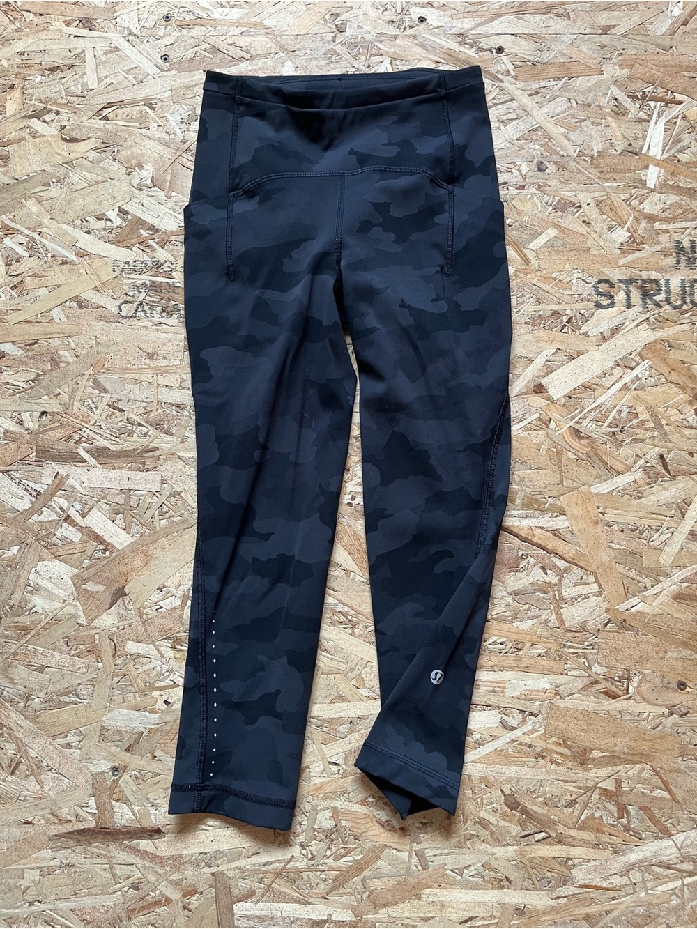 Women’s  Black & grey Lululemon Camo Active Leggings